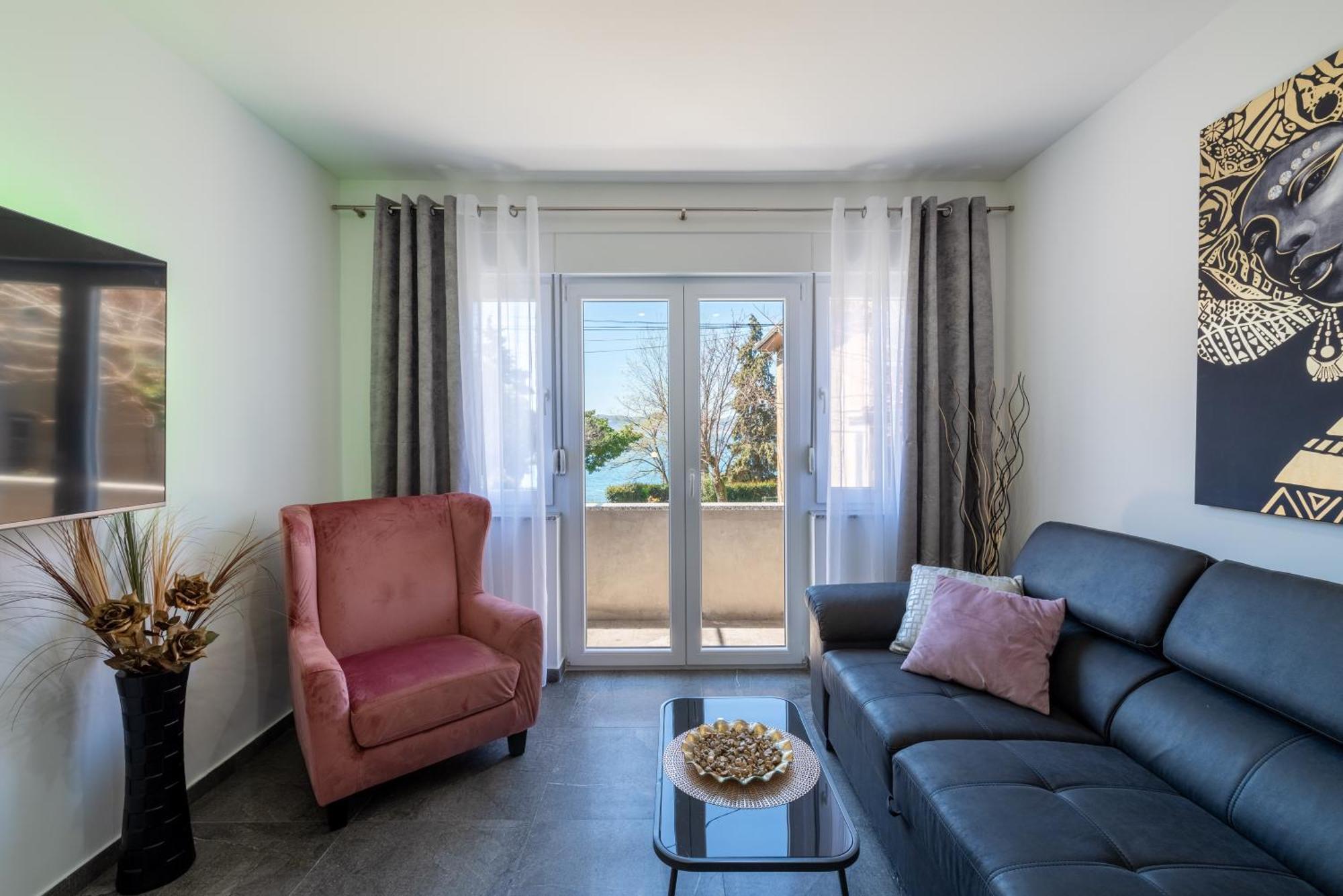Kolovare Garden Oasis - First Row By Sea Apartment Zadar Bagian luar foto