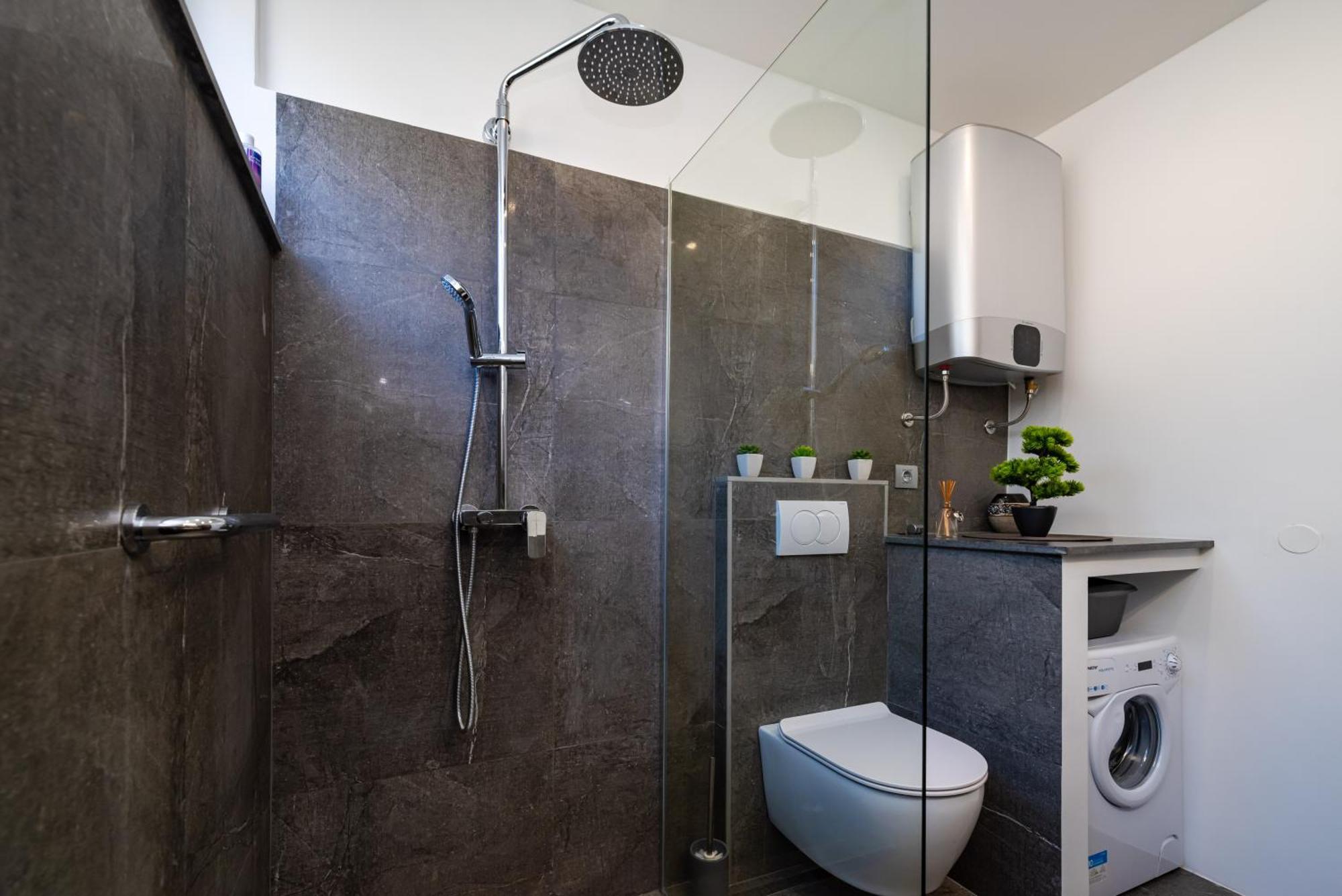 Kolovare Garden Oasis - First Row By Sea Apartment Zadar Bagian luar foto
