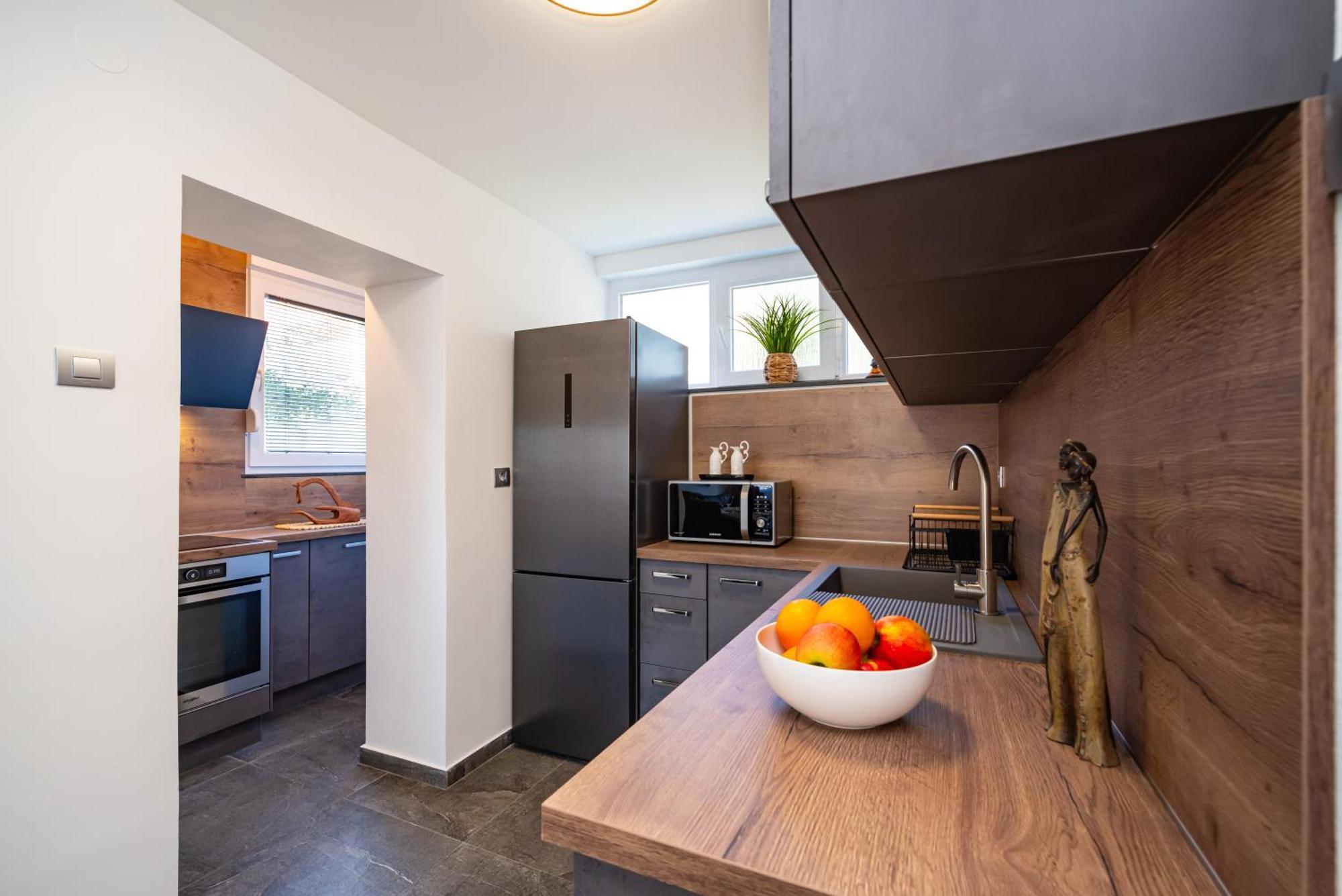 Kolovare Garden Oasis - First Row By Sea Apartment Zadar Bagian luar foto