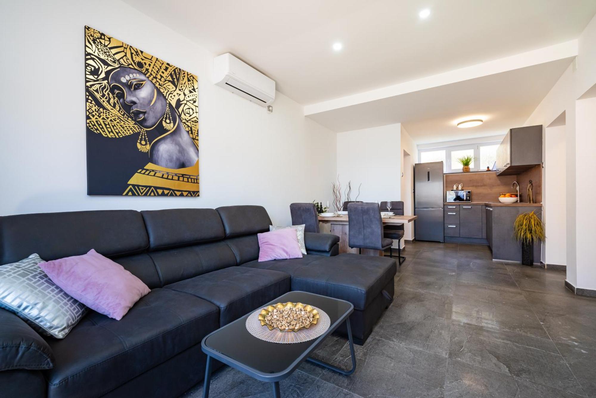 Kolovare Garden Oasis - First Row By Sea Apartment Zadar Bagian luar foto