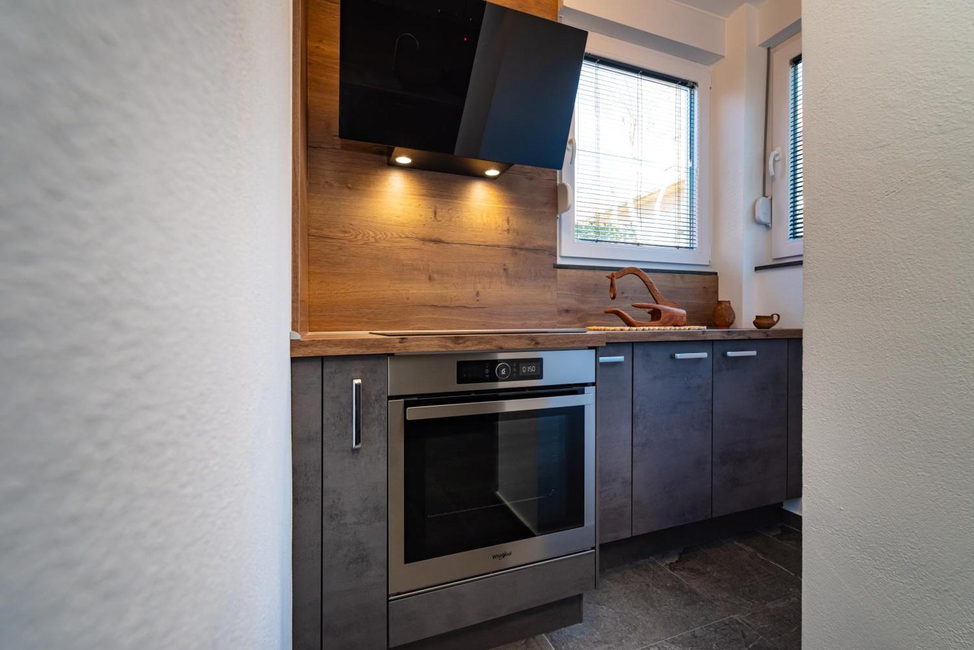 Kolovare Garden Oasis - First Row By Sea Apartment Zadar Bagian luar foto